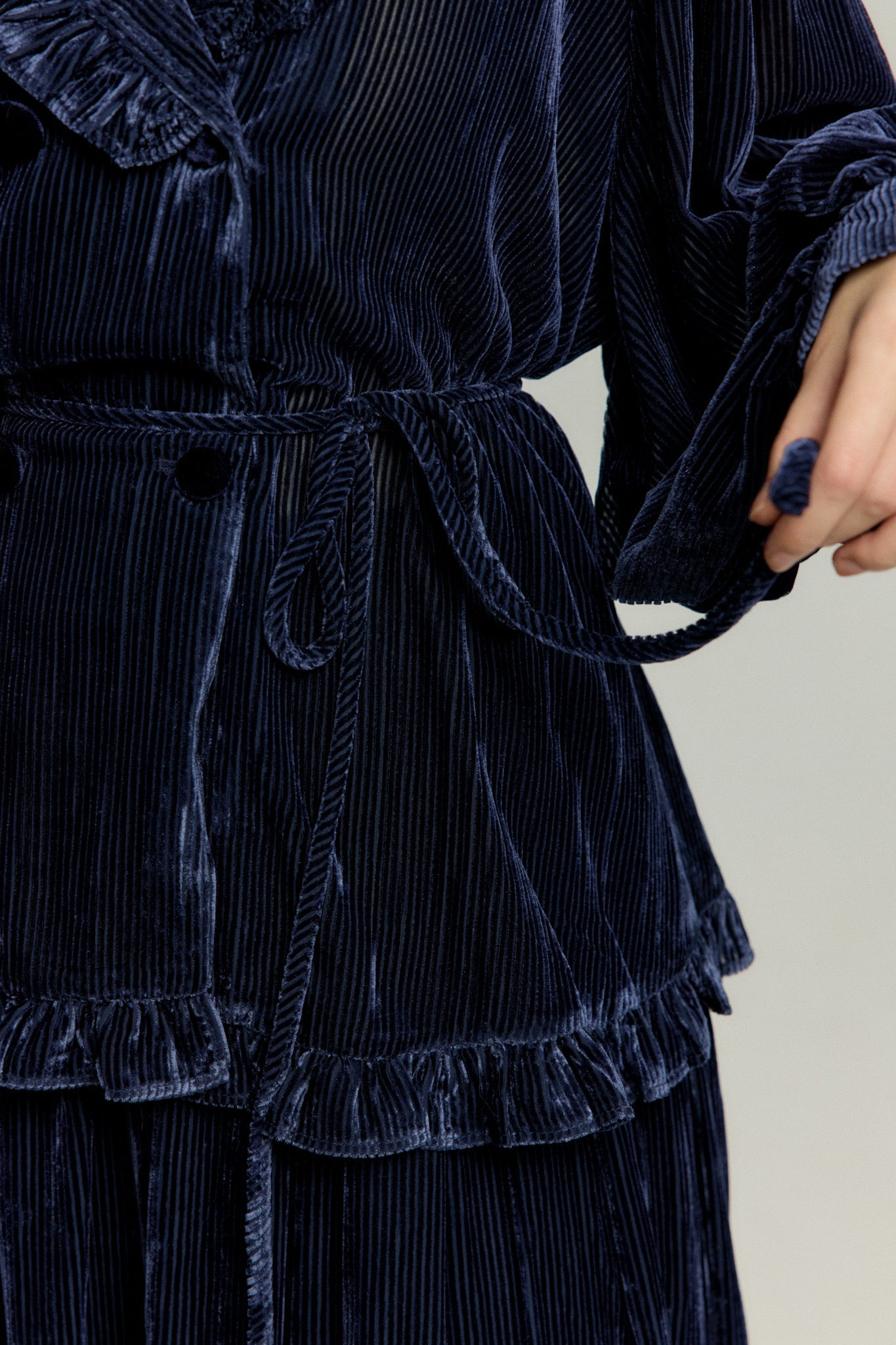 フリルデザインベルベットトップス-Navy