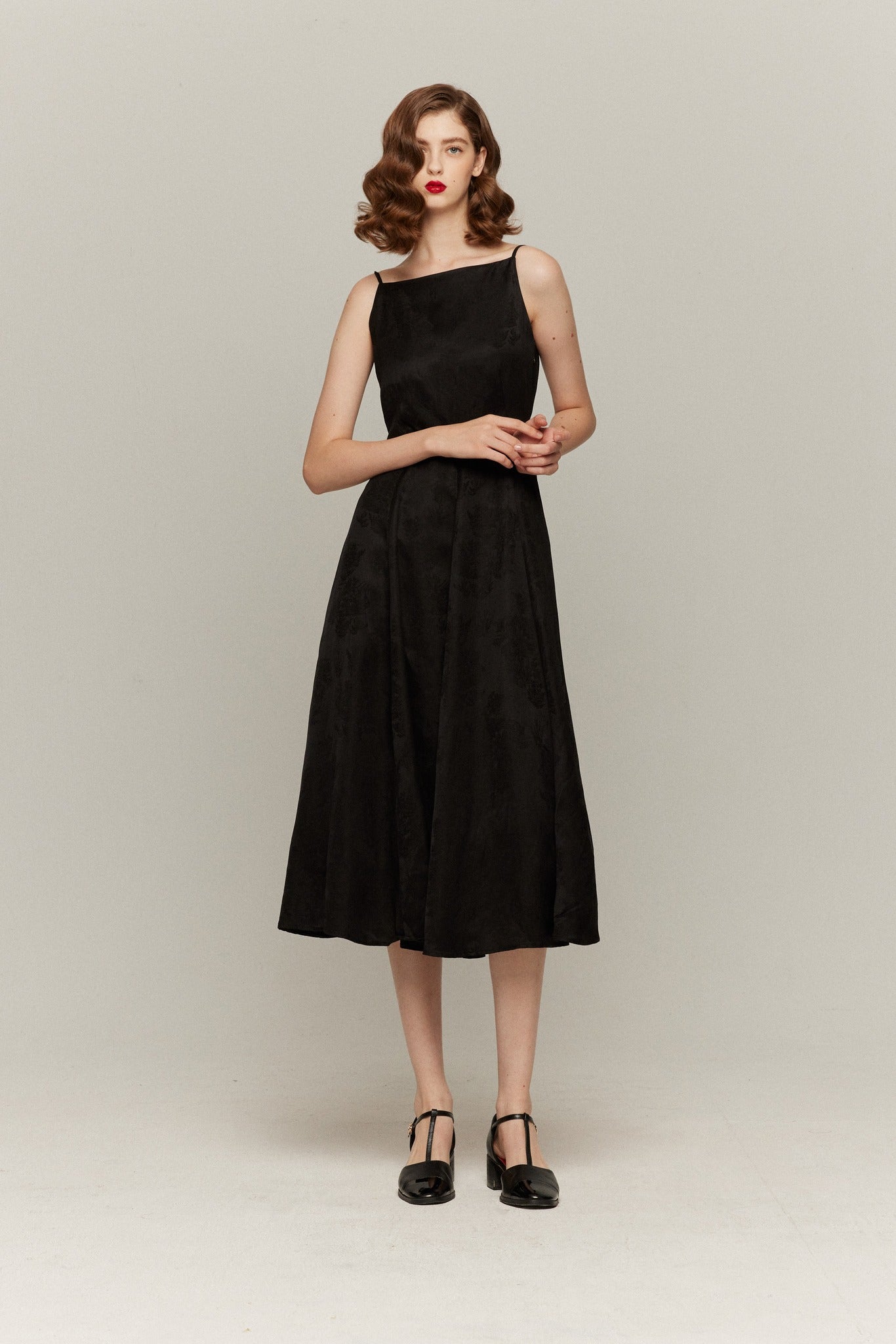 バックオープンハイウエストワンピース-Black