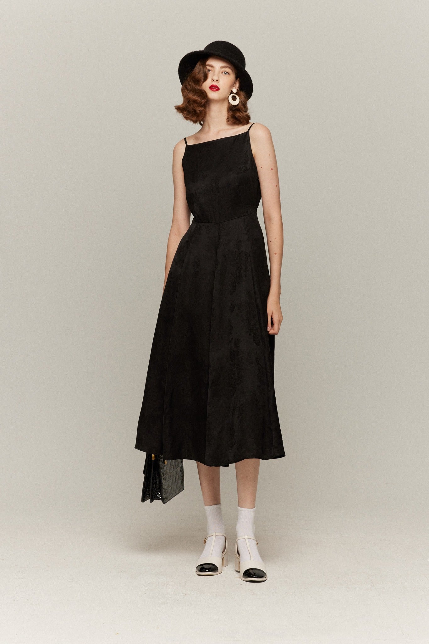 バックオープンハイウエストワンピース-Black