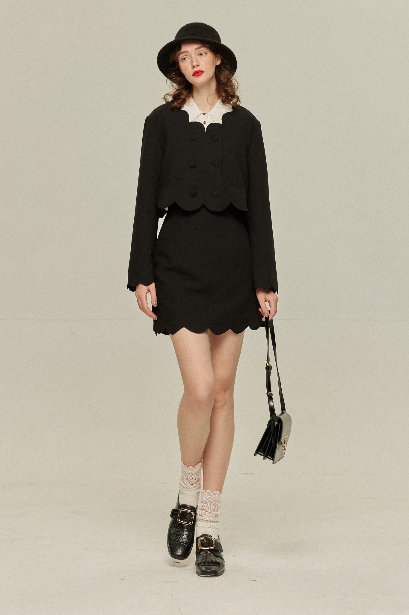 スカラップデザインショートスカート-Black