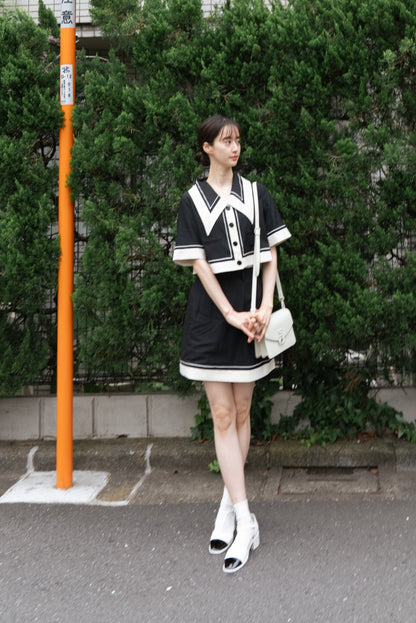ビッグカラーシンメトリーステッチトップス-Black