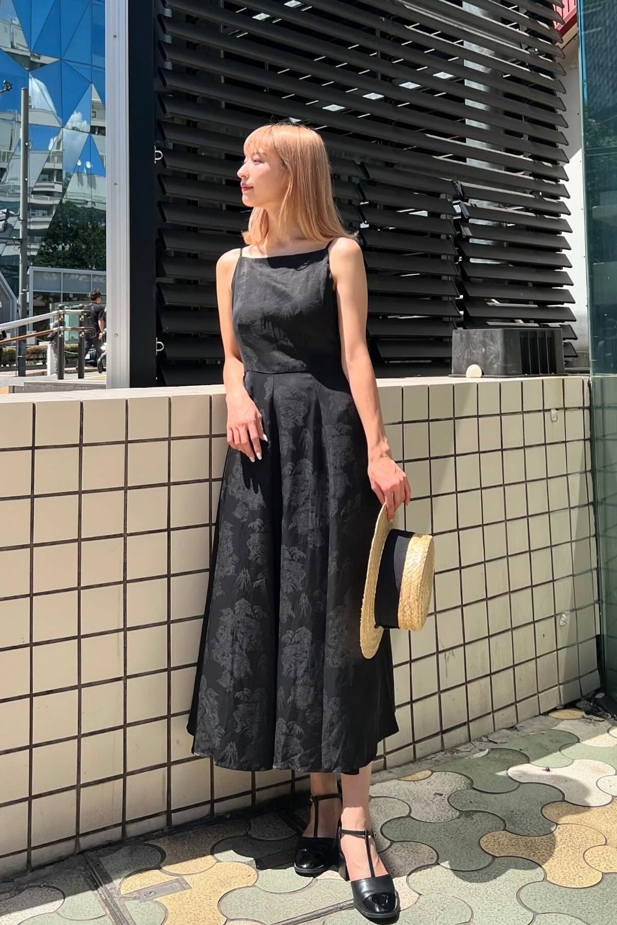バックオープンハイウエストワンピース-Black