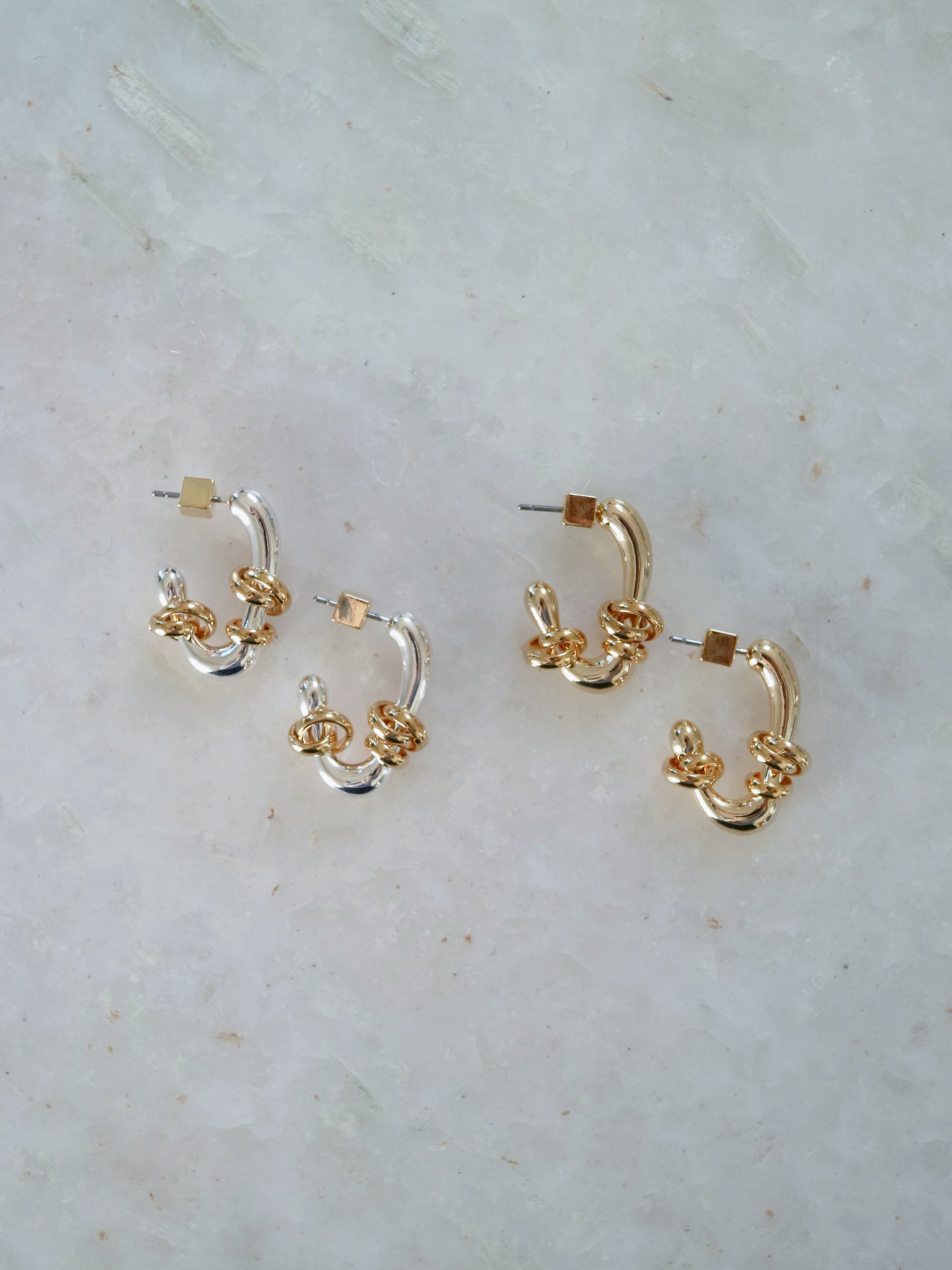 Flow coil ピアス