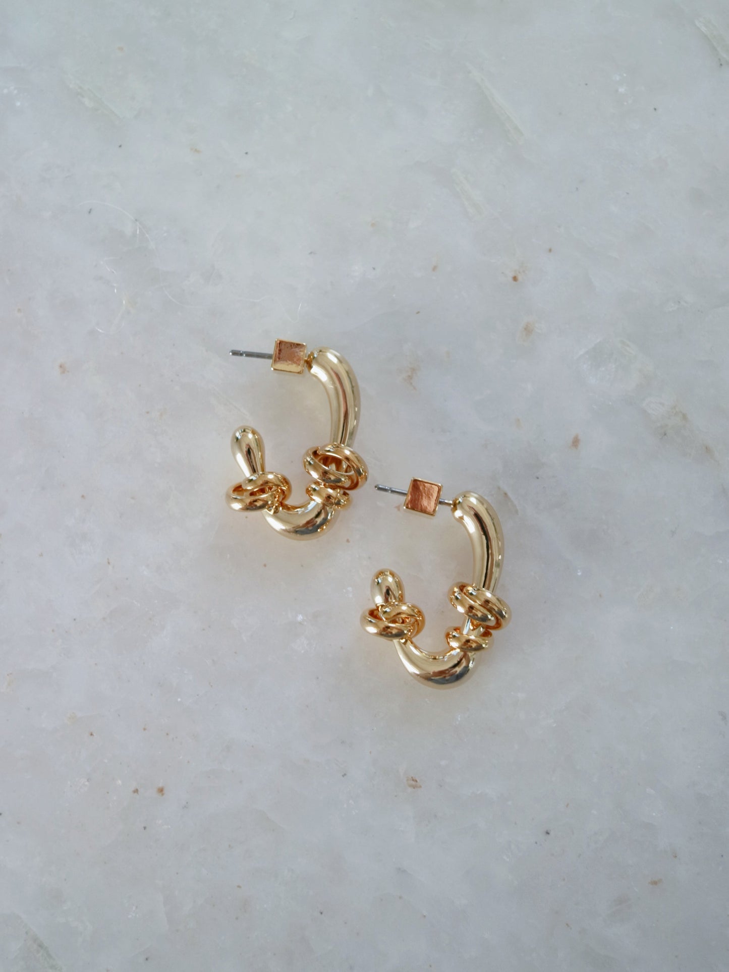 Flow coil ピアス