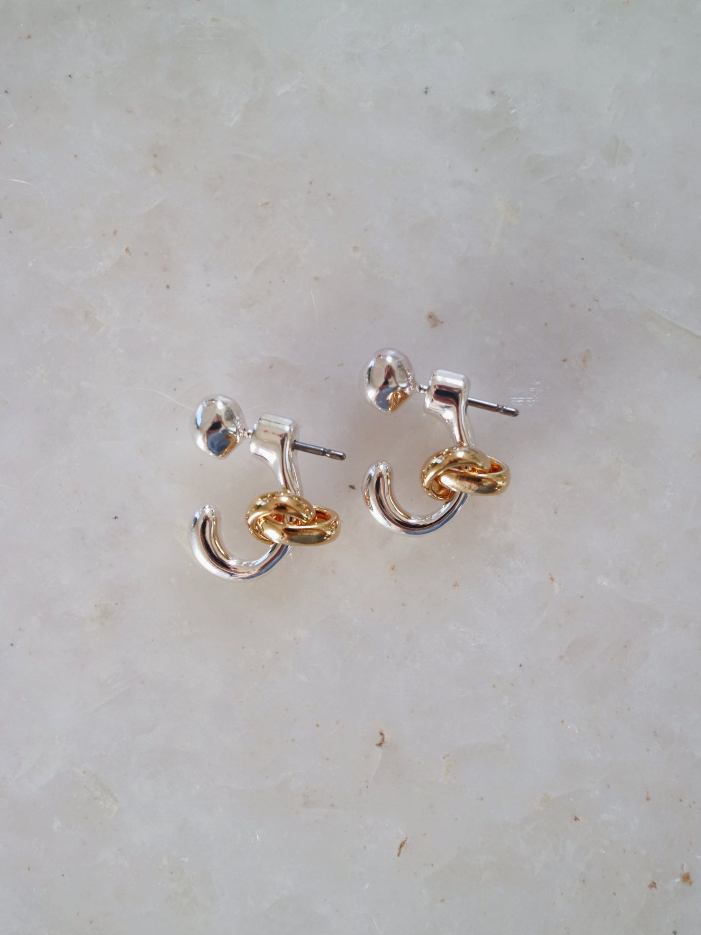 Drop Flow Coil ピアス