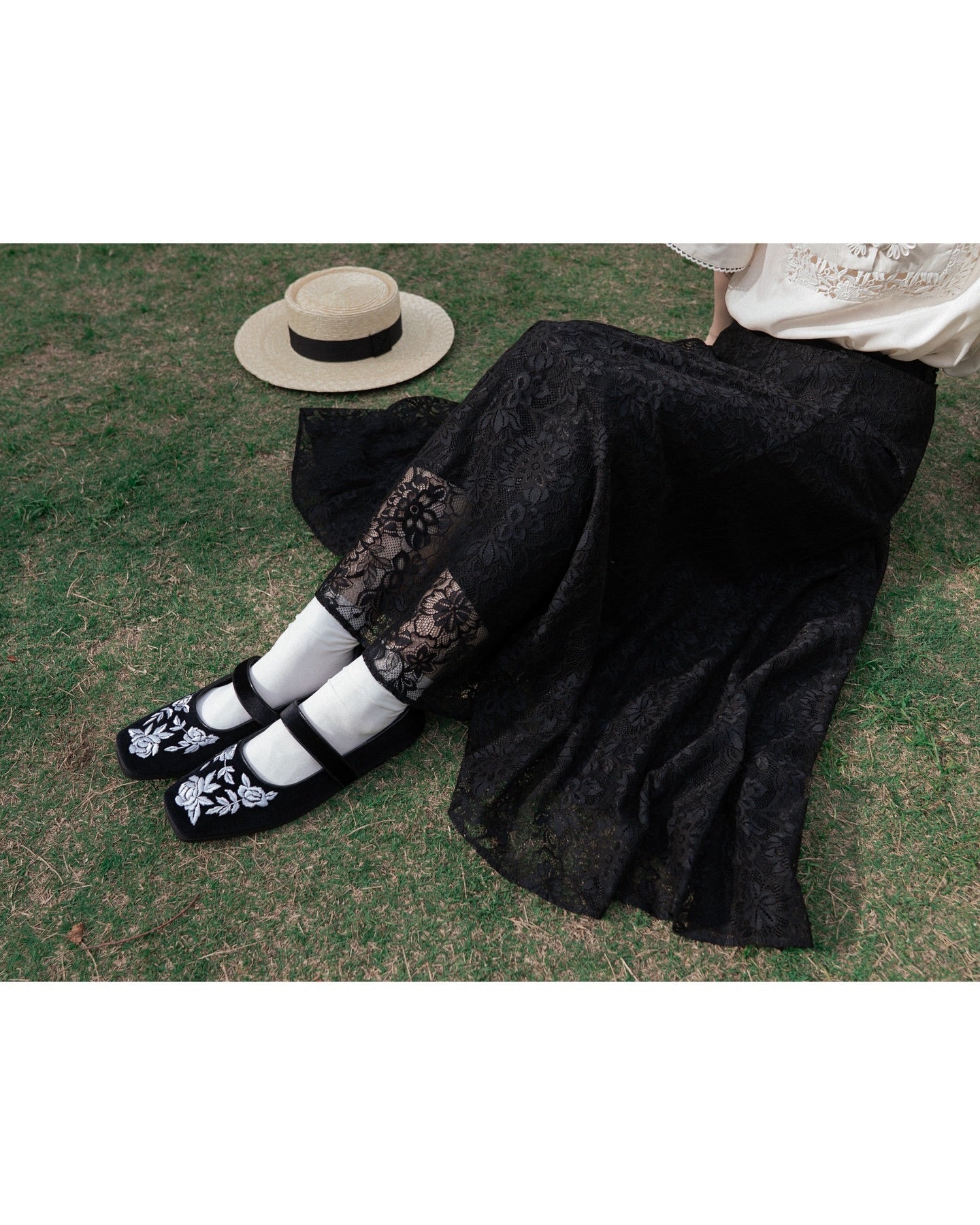TNEWTIESオリジナル刺繍パンプス-Black