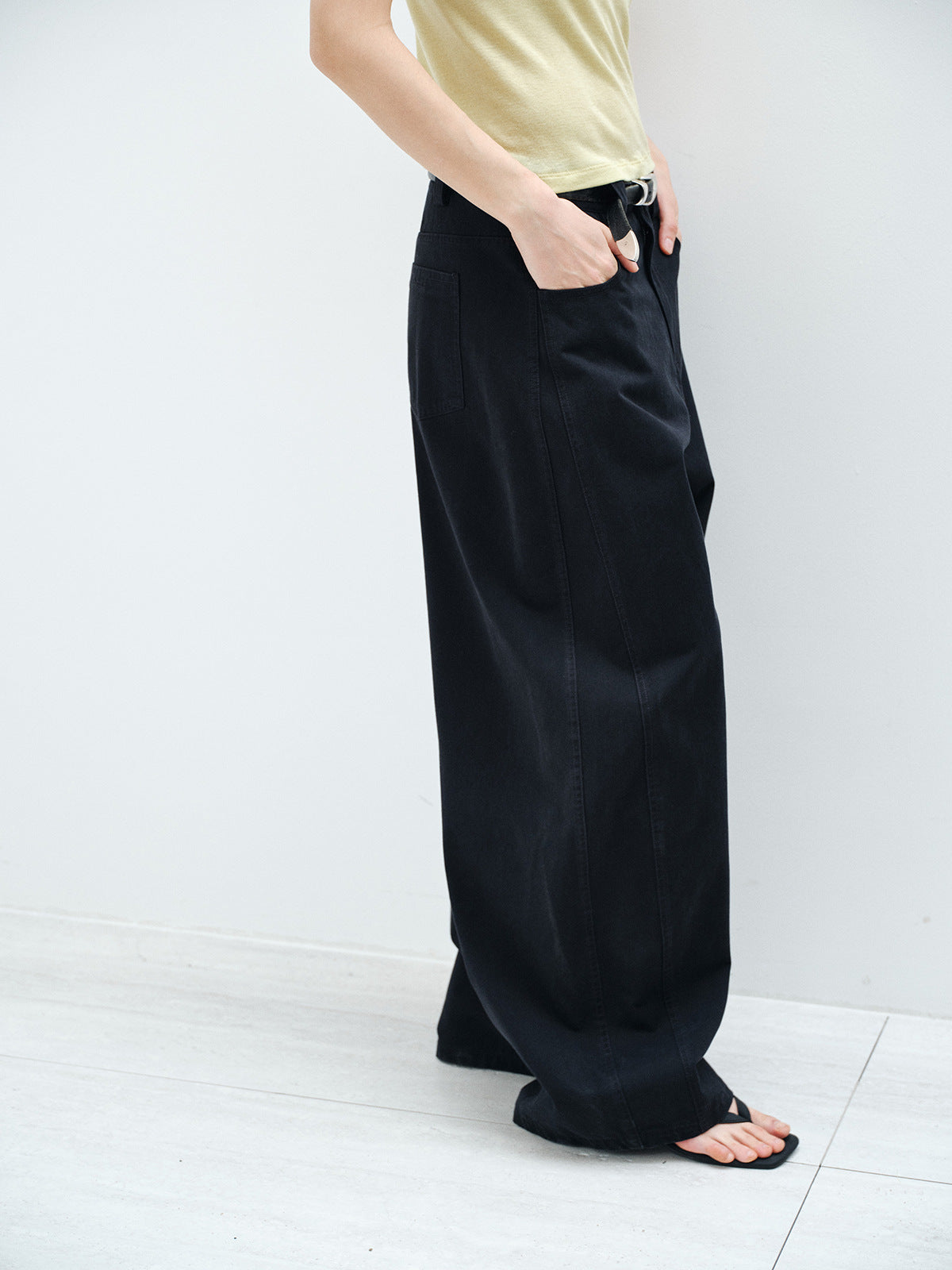 コットンワイドカーブパンツ