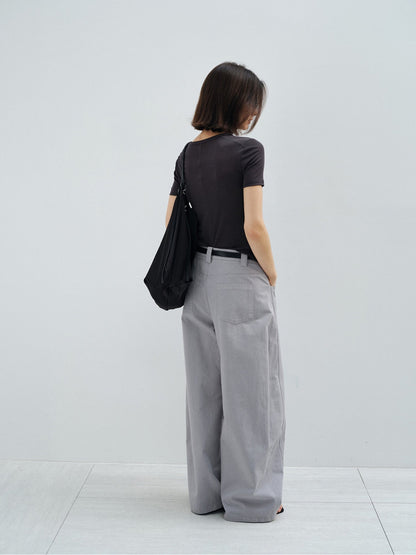 クルーネックTシャツ
