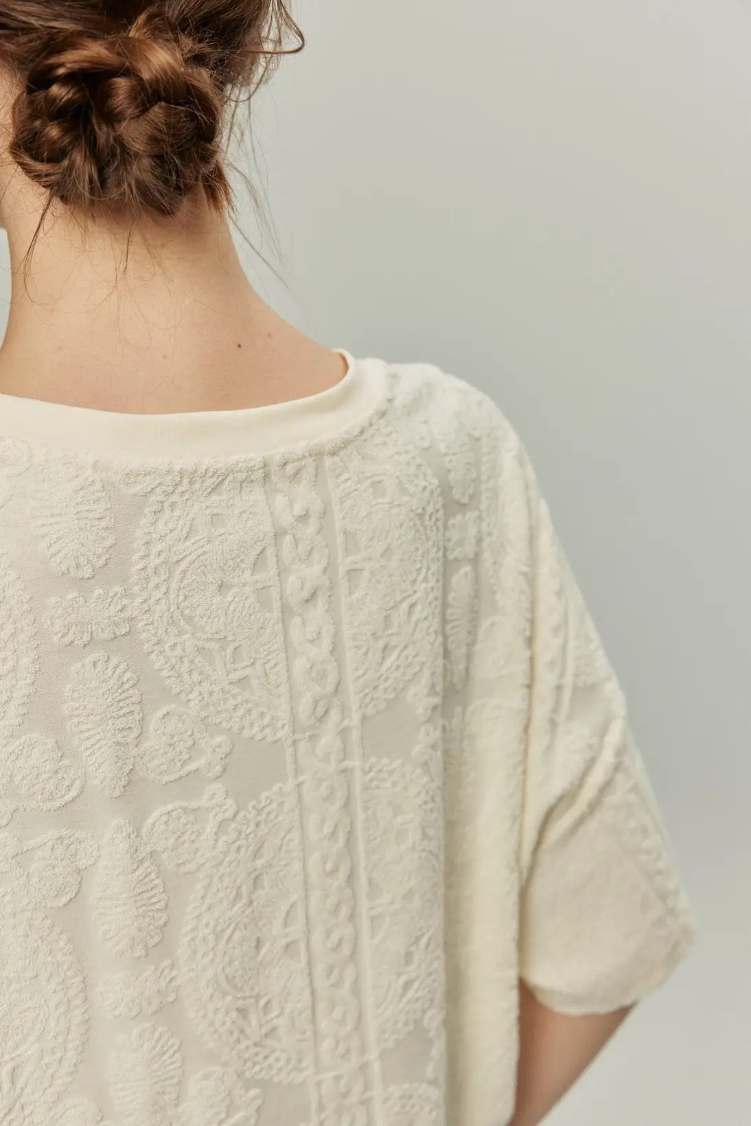 シノワズリデザインSoka Stroeロゴトップス-Ivory