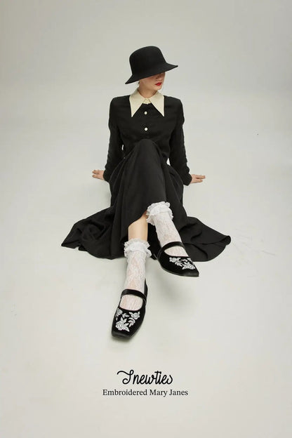 TNEWTIESオリジナル刺繍パンプス-Black